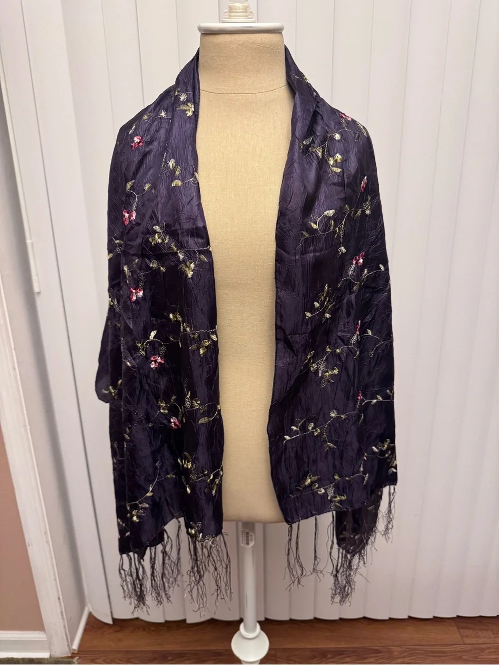 Elegant Floral Embroidered Shawl - Dark Purple